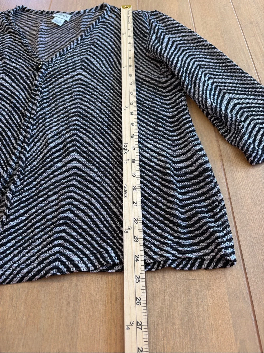 Chico's Cardigan Women Size 3 Black White Chevron Stripe Knit Top Office Chic XL